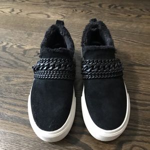Kendall & Kylie slip on sneakers